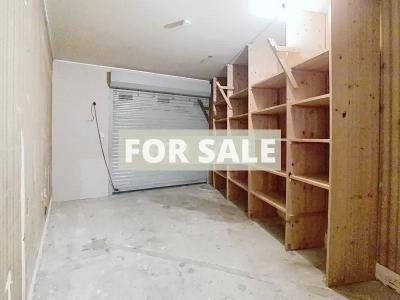 Building For Sale in Rural Village, Lots of Potential