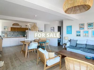 Detached House with Garden by the Coast