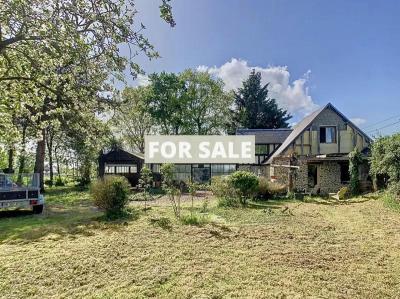 Detached Country House with Outbuilding