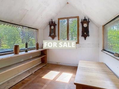 Detached Country House with Outbuilding