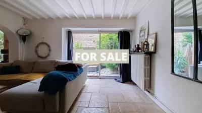 Superb House Not far from the Coast