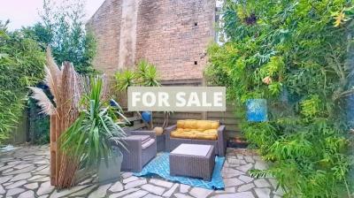 Superb House Not far from the Coast