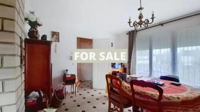 Detached House 500m from Juno Beach