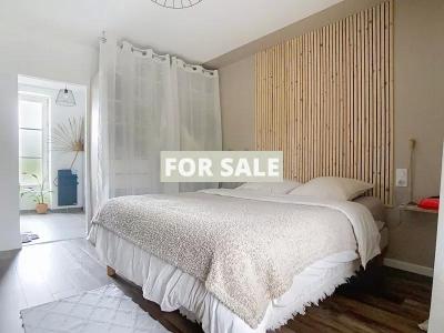 Detached Country House with Open View