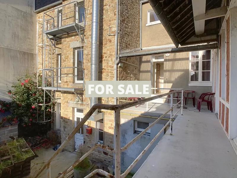 Town House 10kms from Mont-St-Michel