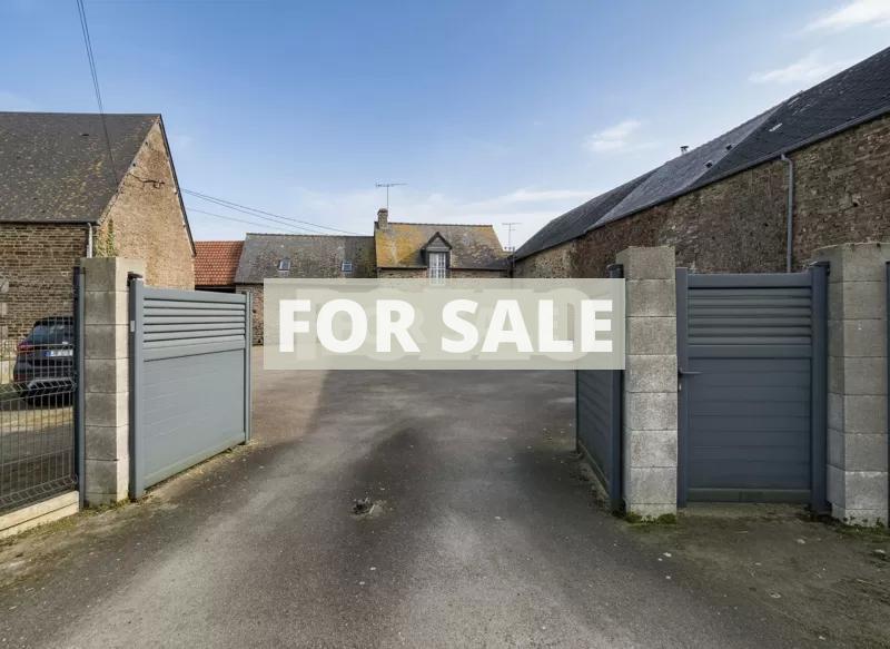 Detached Country House with Outbuildings