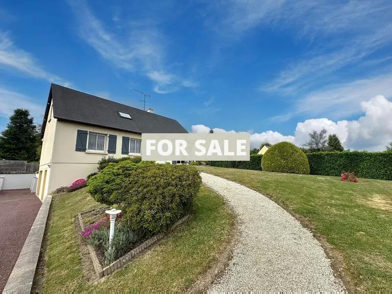 Detached House with Landscaped Garden