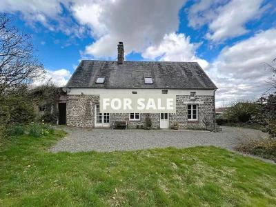 Detached Country House with Outbuilding