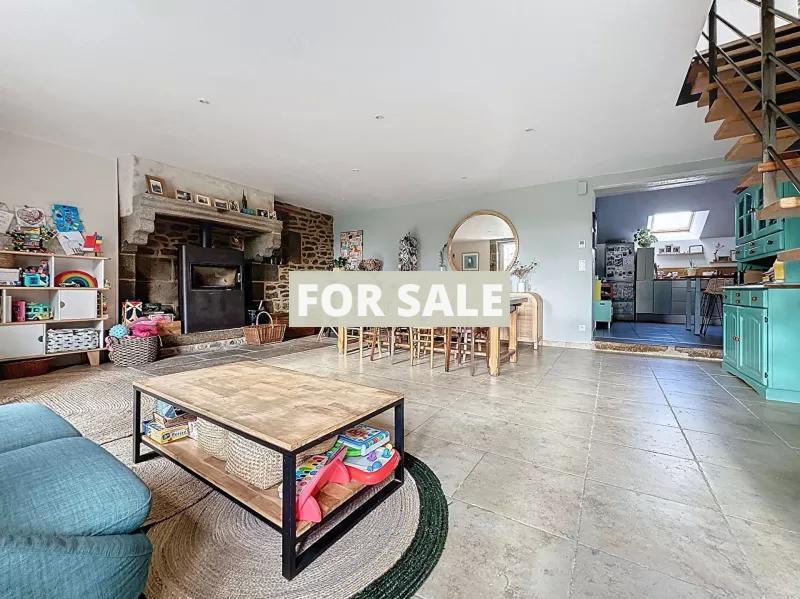 Detached Country House with Lovely Garden