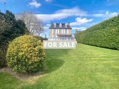 Manor House with Swimming Pool