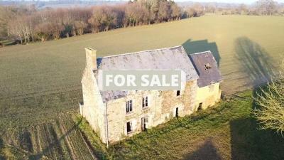 Detached Country House with Outbuilding
