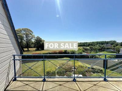 Contemporary Detached House with Landscaped Garden