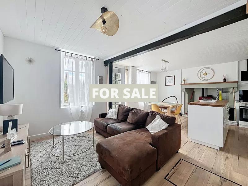 Detached Rural House with Lovely Garden