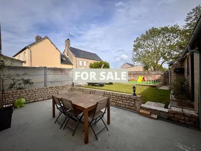 Town House with Neat Garden Not Far from the Coast