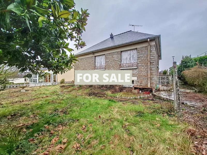 Detached House with Garden