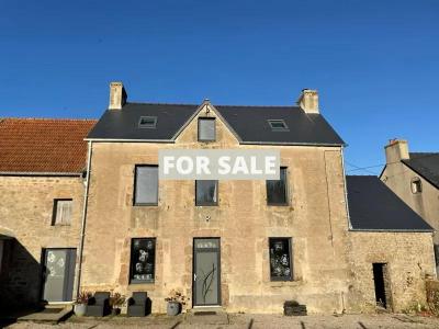 Traditional House with Garden Close to the Coast