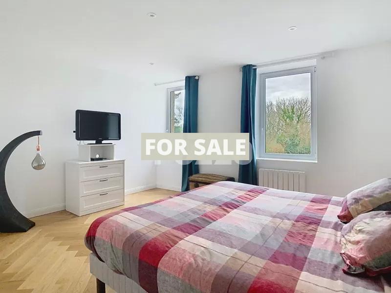 Traditional House with Garden Close to the Coast