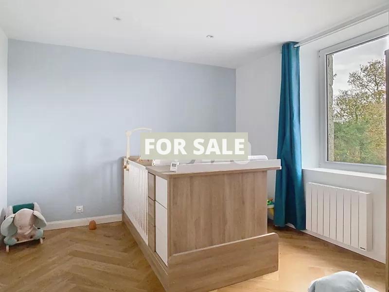 Traditional House with Garden Close to the Coast