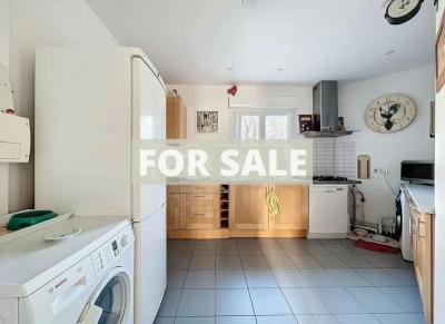 Detached House with Garden by the Coast