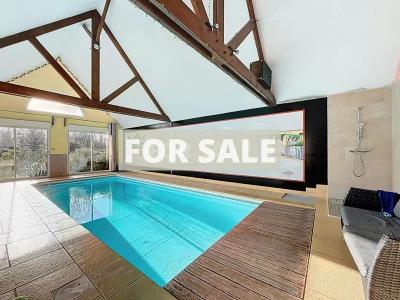 Detached House with Garden by the Coast