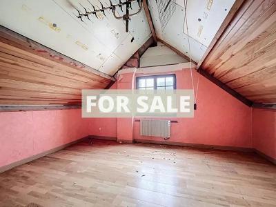 Detached House with Garden by the Coast