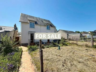 Detached House with Garden