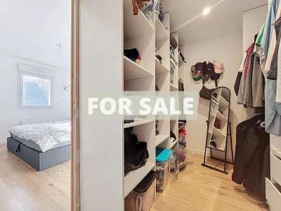 Detached House with Garden by the Coast