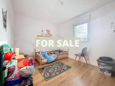 Detached House with Garden by the Coast