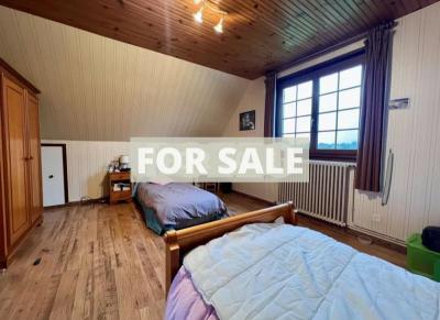 Detached House with Landscaped Garden