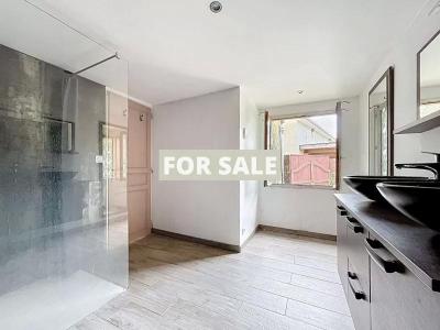 Lovely House with Outbuilding Clos to the Coast