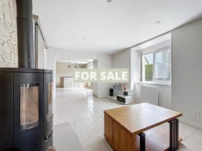 Lovely House with Outbuilding Clos to the Coast