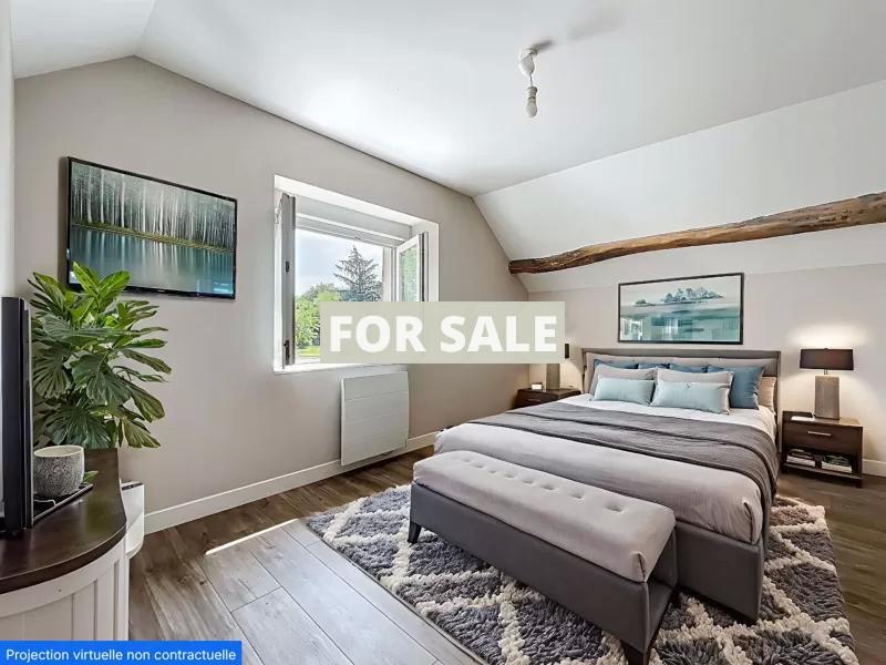 House with Outbuildings 5 minutes from the Coast