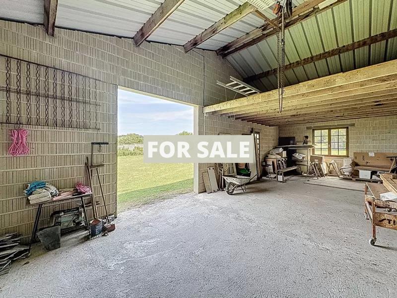 Detached Country House with Outbuilding