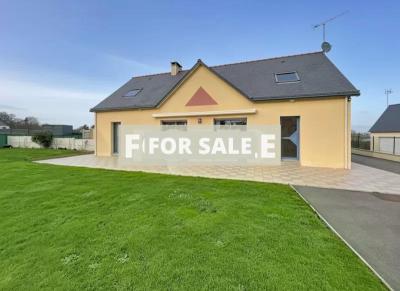 New Build Detached House with Garden