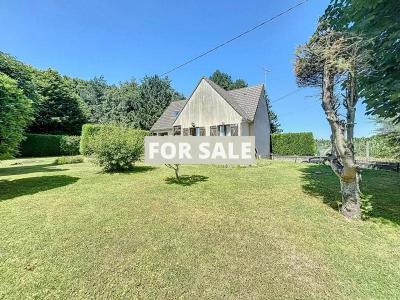 Detached House with Garden by the Coast