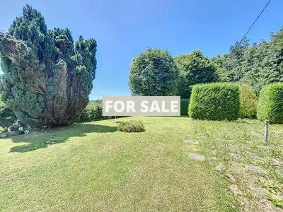 Detached House with Garden by the Coast