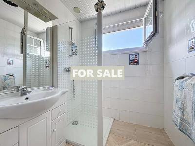 Imposing Detached House with Open Sea View