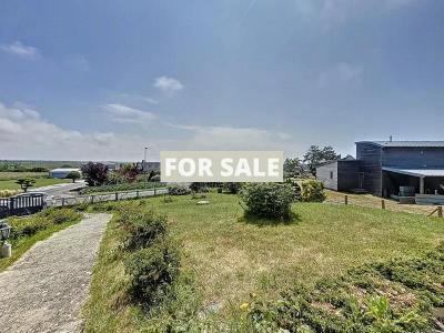 Imposing Detached House with Open Sea View