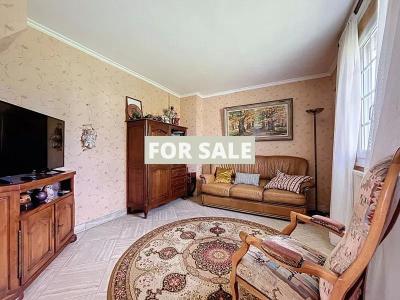 Imposing Detached House with Open Sea View