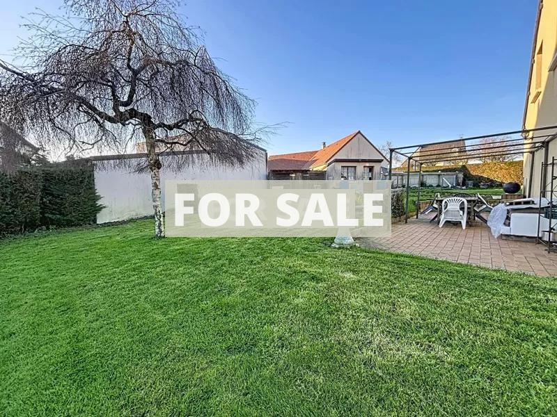 Detached House with Garden