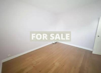 Town House with Neat Garden