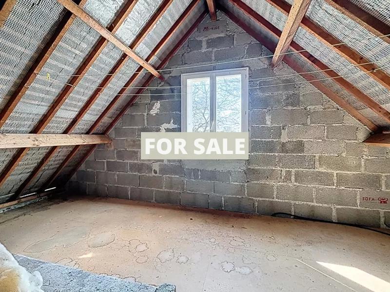 Recently Renovated Detached House