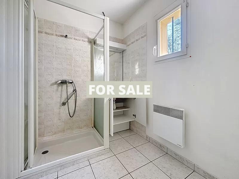 Recently Renovated Detached House