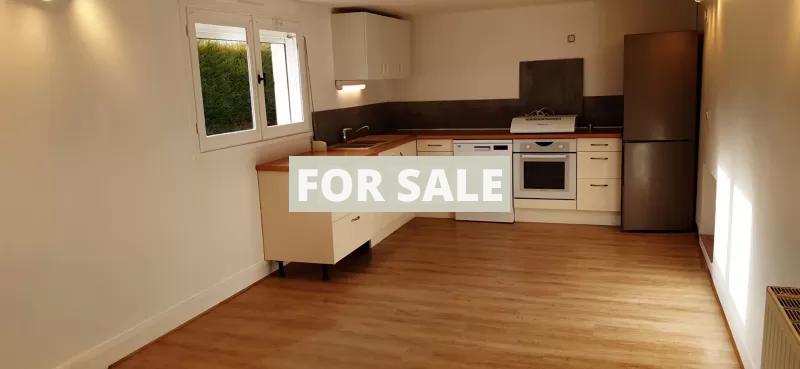 Detached House with Garden by the Coast