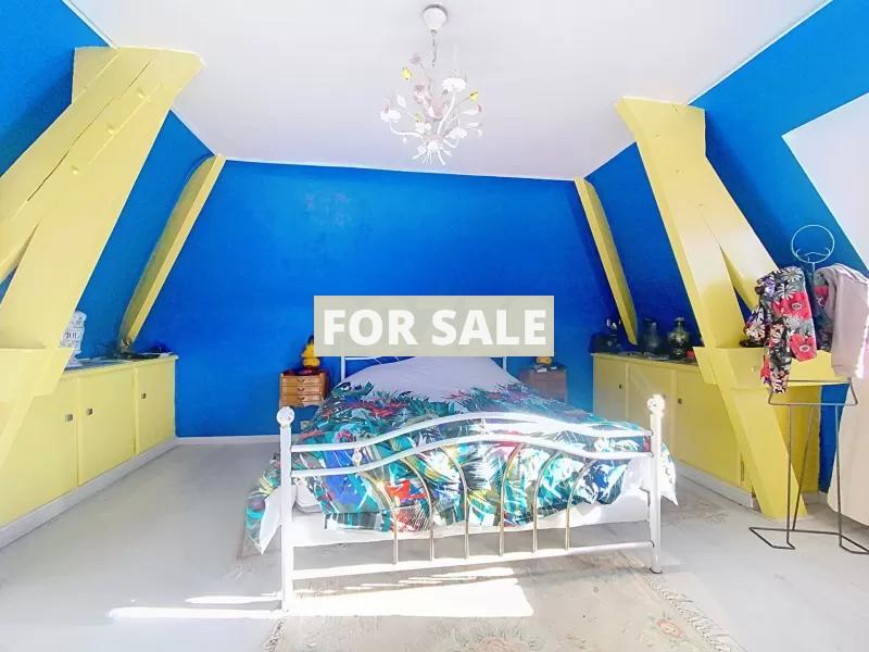 Character House in a Superb Setting