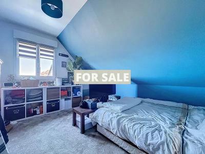 Detached House with Pool by the Coast