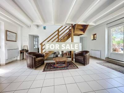 Traditional Stone House Close to the Harbour