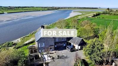 Detached House with Open Views of Mont-St-Michel