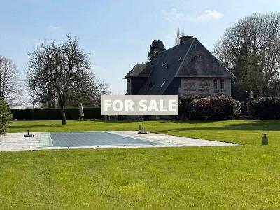 Detached Country House with Swimming Pool