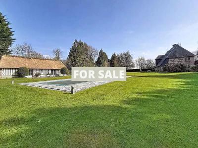 Detached Country House with Swimming Pool